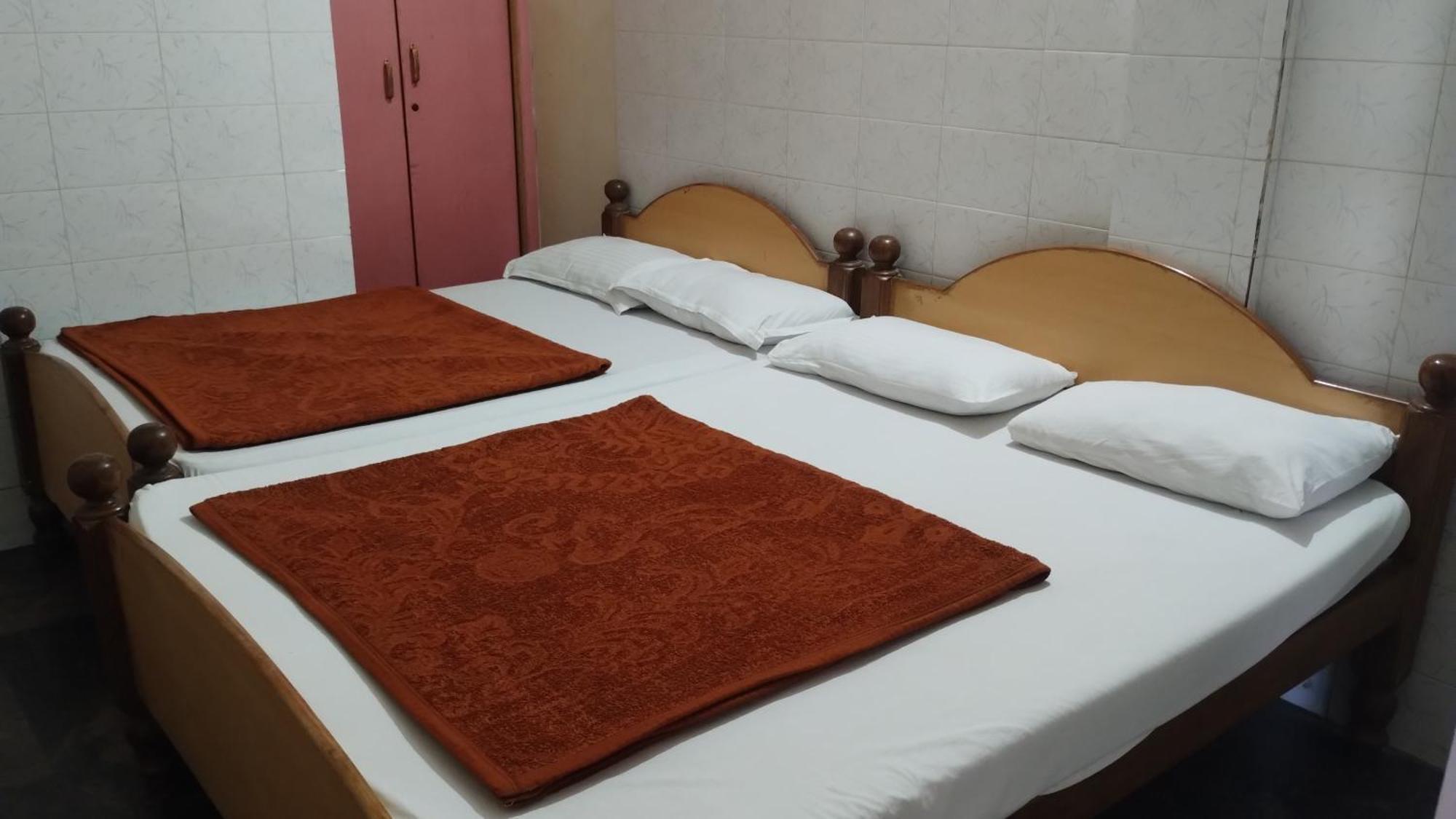 Вилла Sharada Kk Residency Майсур Экстерьер фото